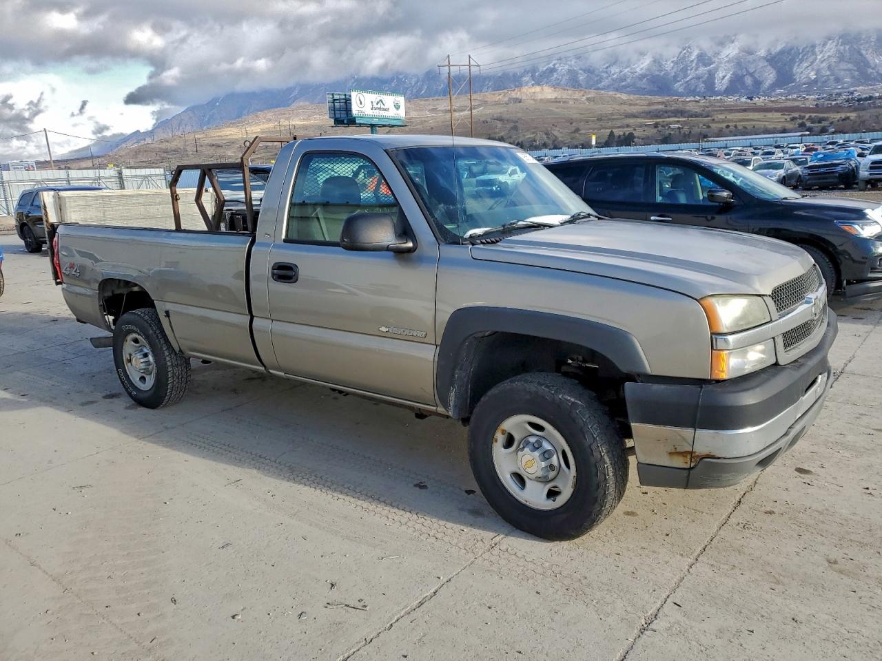 Chevrolet Silverado K2500 Heavy Duty Image 7