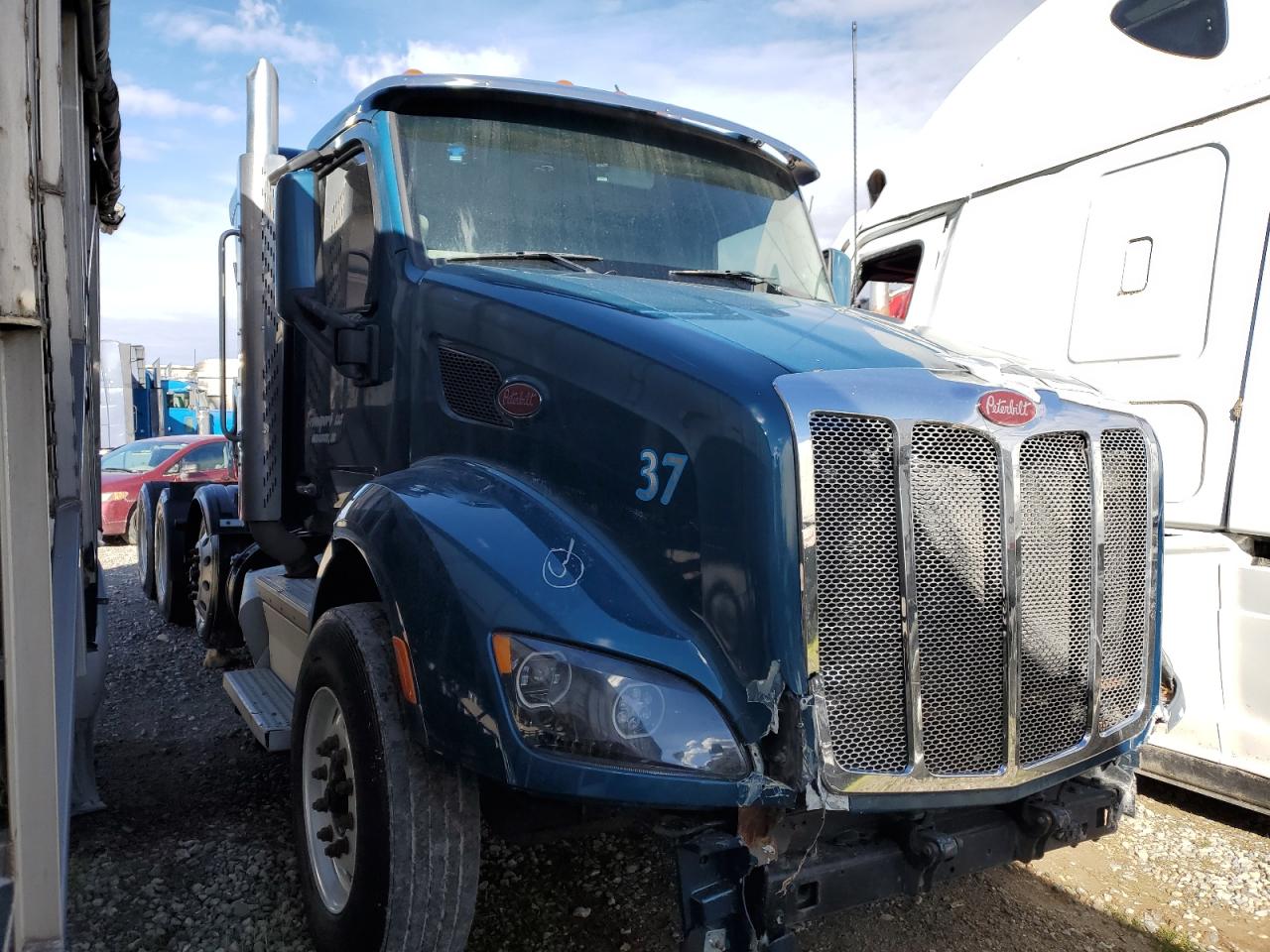 Peterbilt Tractor 579 Image 1