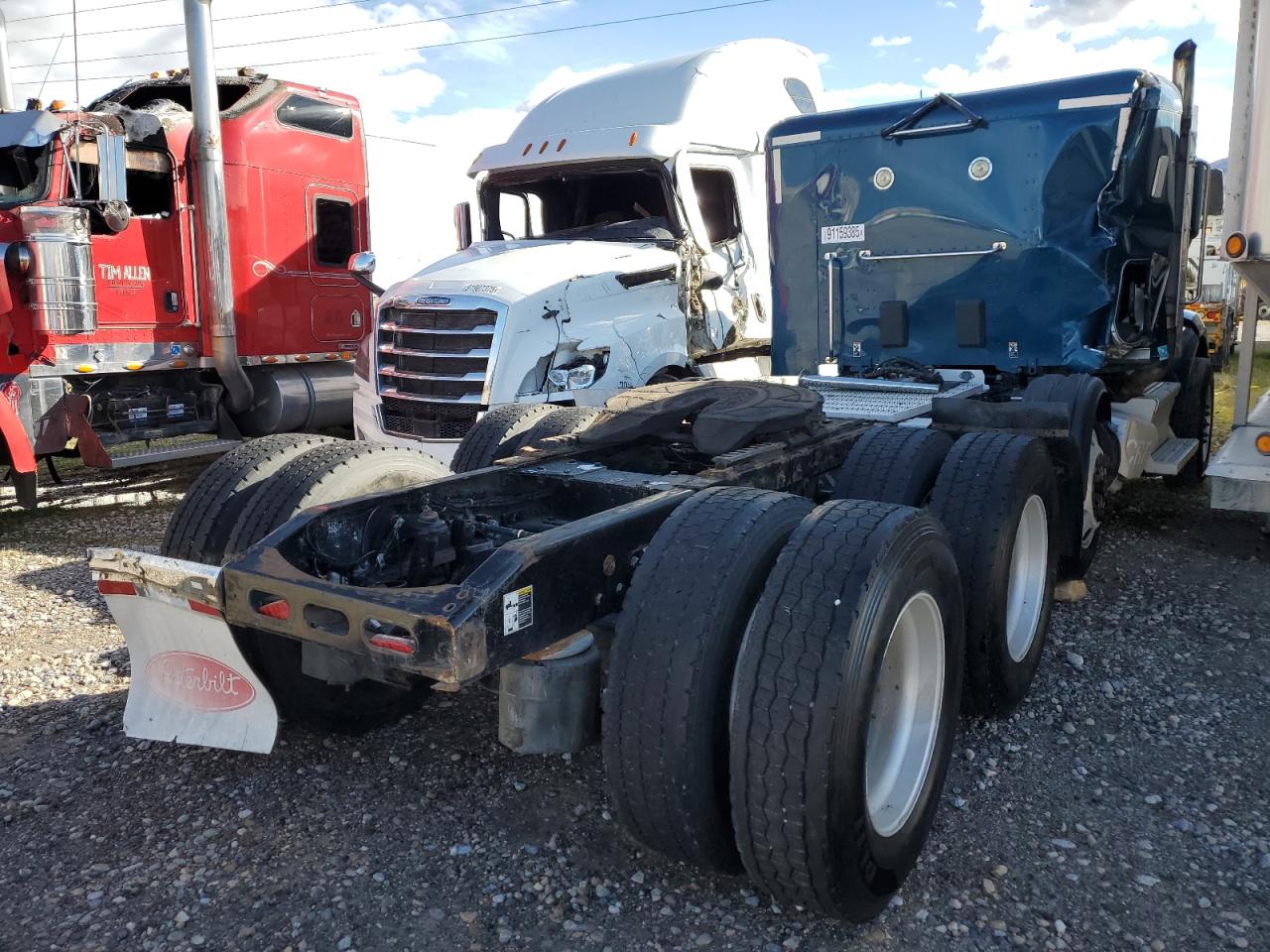 Peterbilt Tractor 579 Image 3