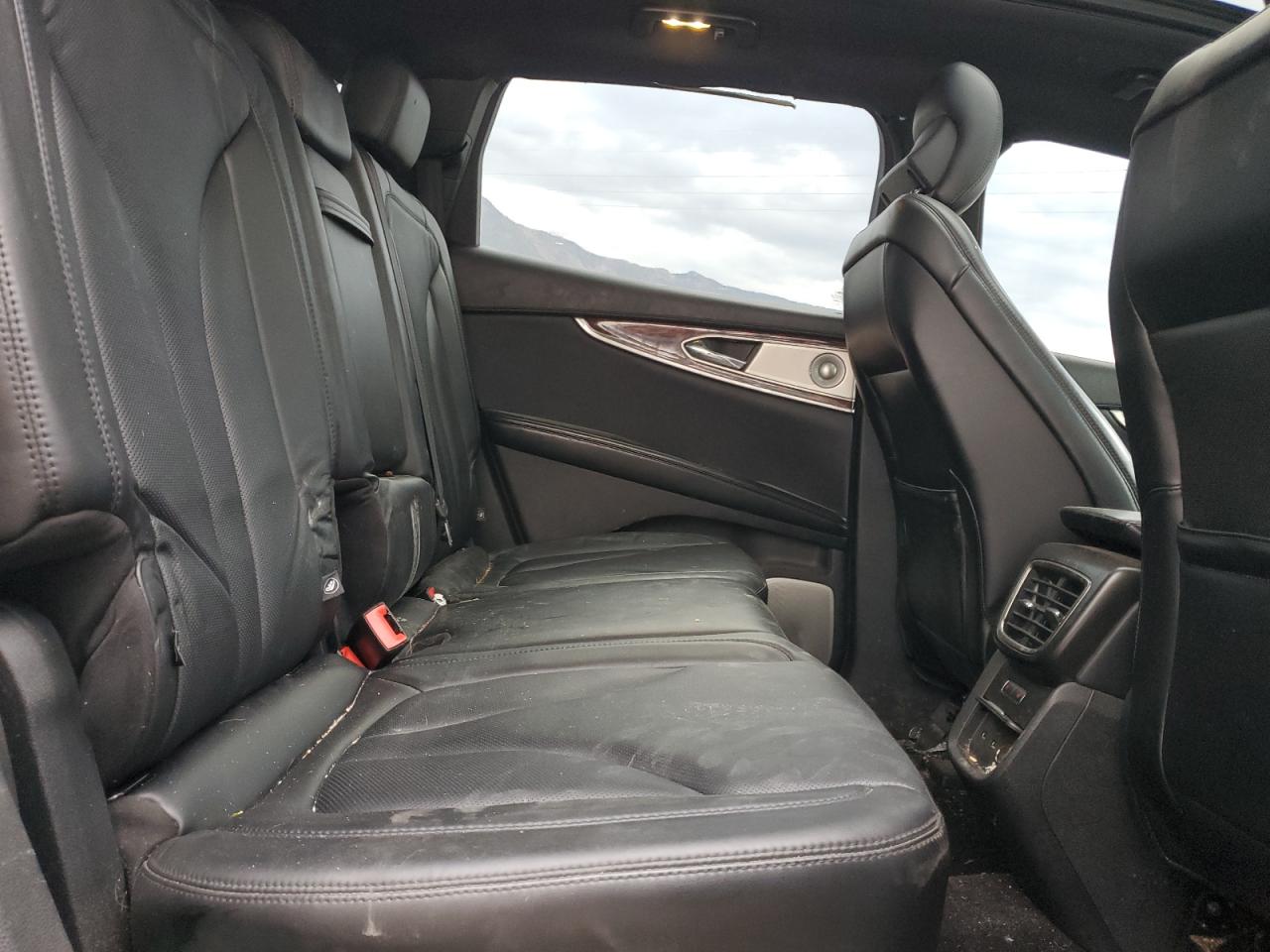 Lincoln MKX Reserve Image 9