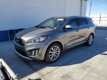  Salvage Kia Sorento