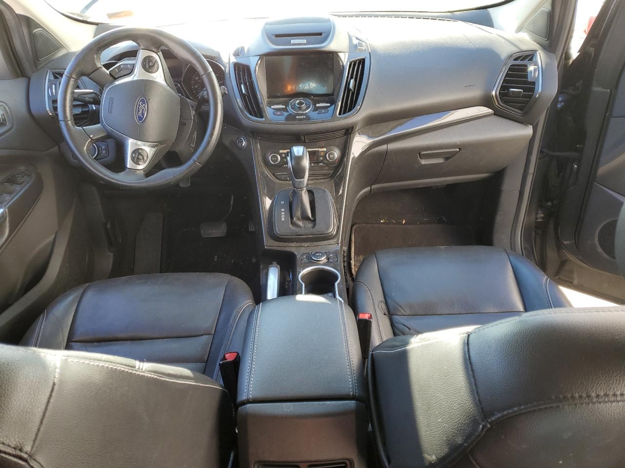 Ford Escape Titanium Image 11