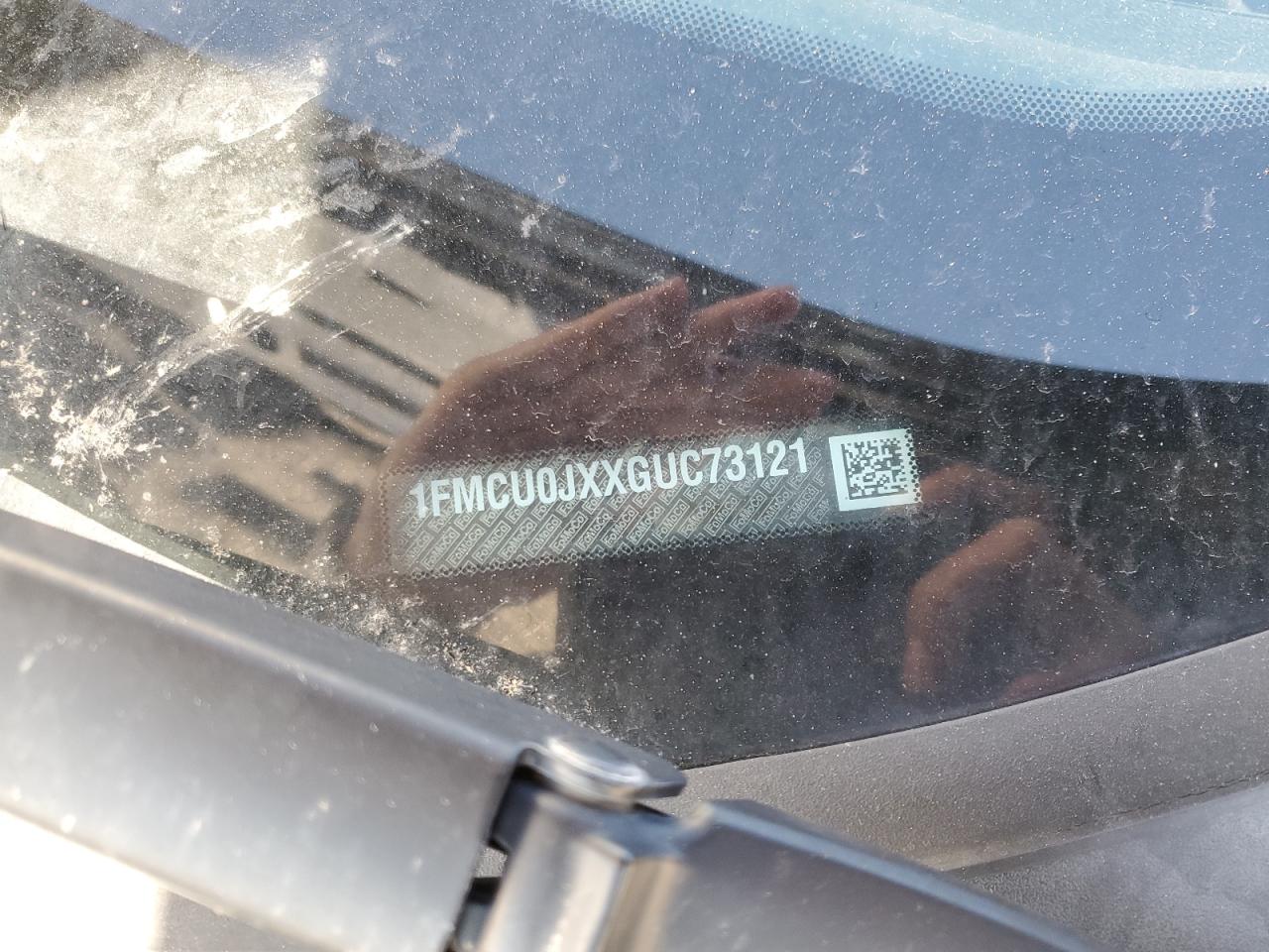 Ford Escape Titanium Image 6