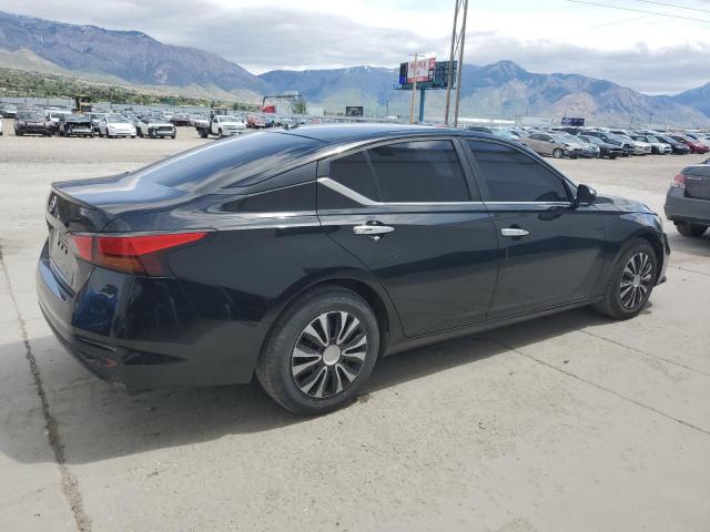 Nissan Altima S Image 3