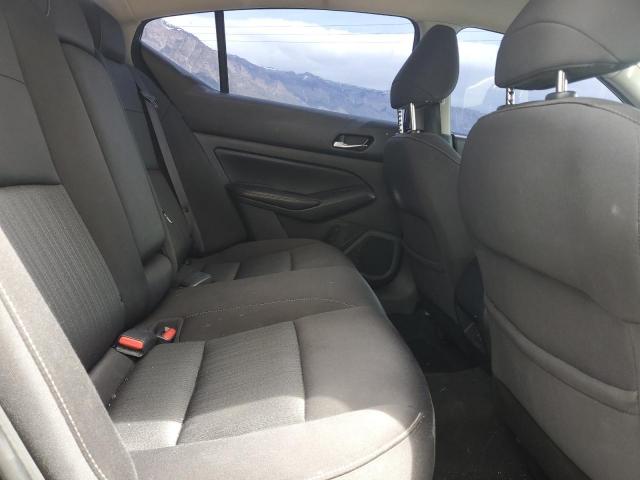 Nissan Altima S Image 7