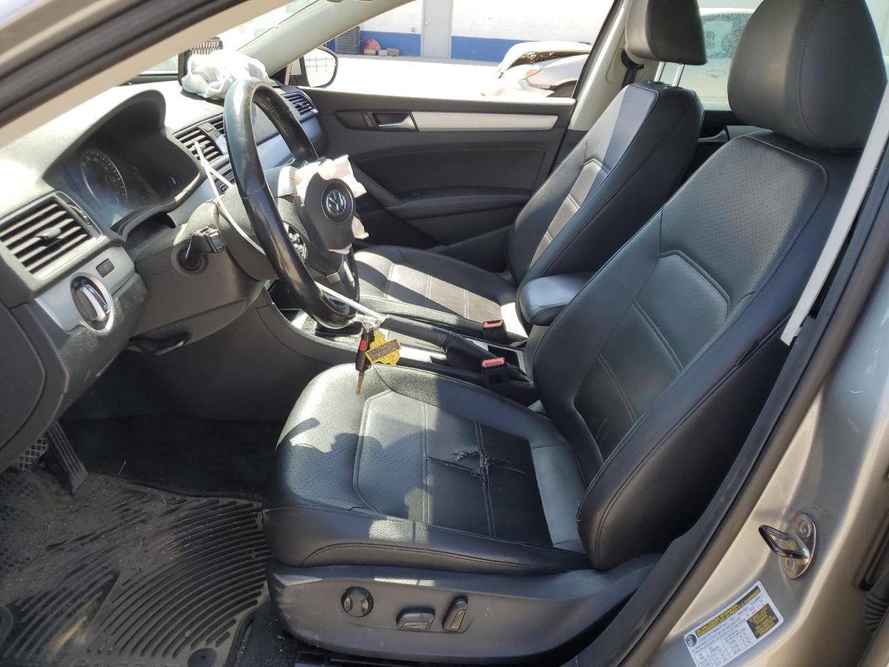 Volkswagen Passat Se Image 2