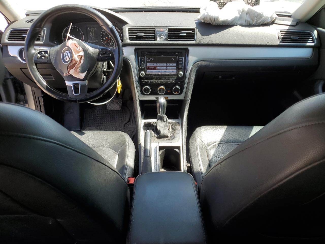 Volkswagen Passat Se Image 9