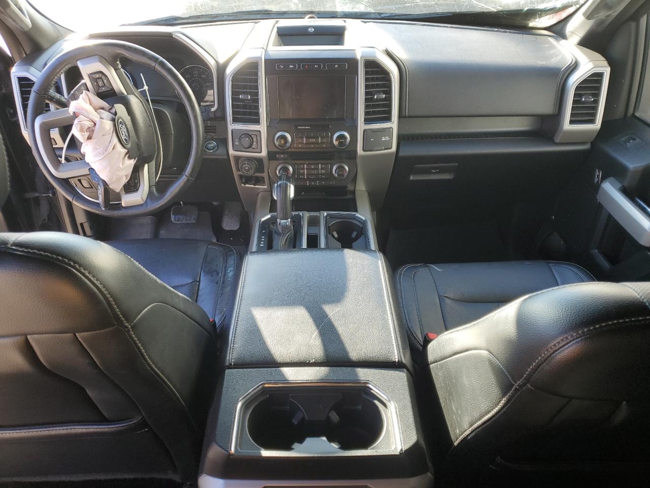 Ford F-150 Supercrew Image 3