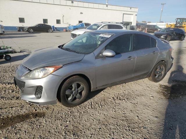  Salvage Mazda 3