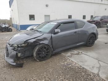  Salvage Toyota Scion