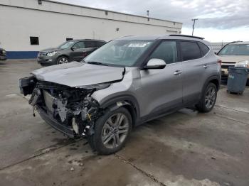  Salvage Kia Seltos