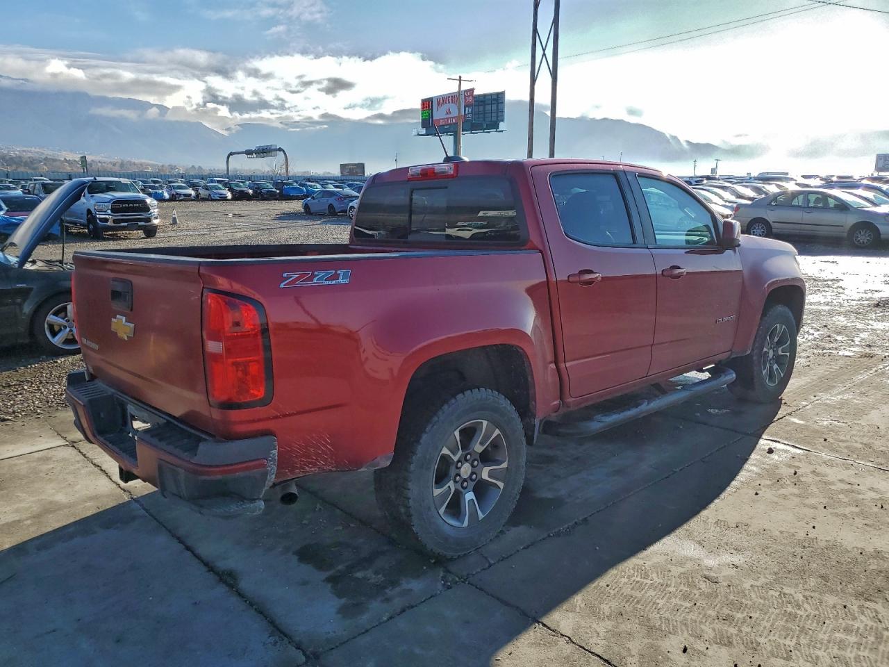 Chevrolet Colorado Z71 Image 2