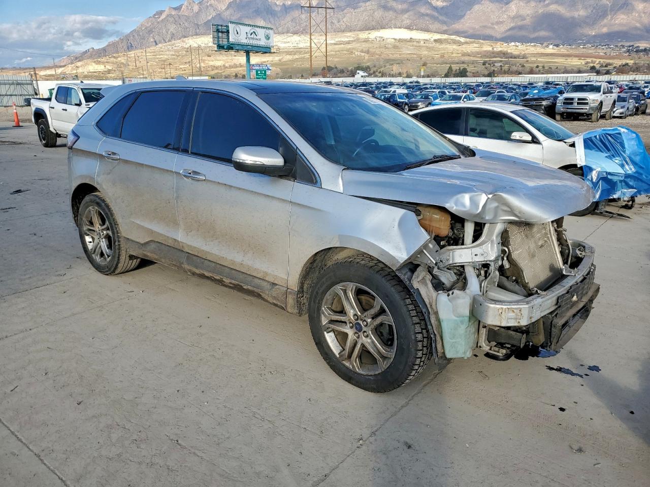 Ford Edge Titanium Image 4