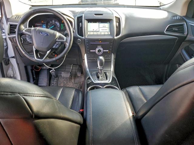 Ford Edge Titanium Image 9