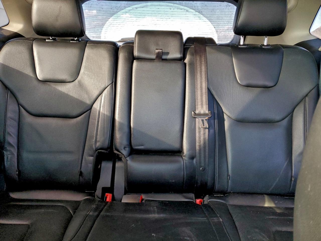 Ford Edge Titanium Image 12