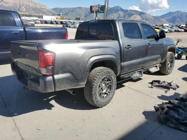 Toyota Tacoma Double Cab Image 10