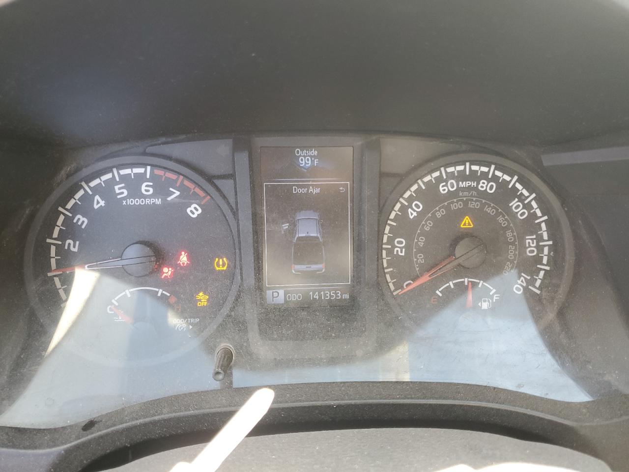 Toyota Tacoma Double Cab Image 9