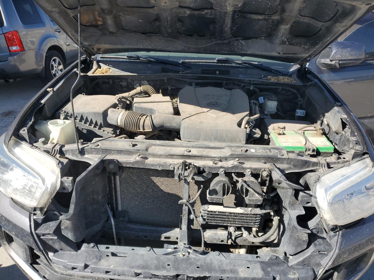 Toyota Tacoma Double Cab Image 4