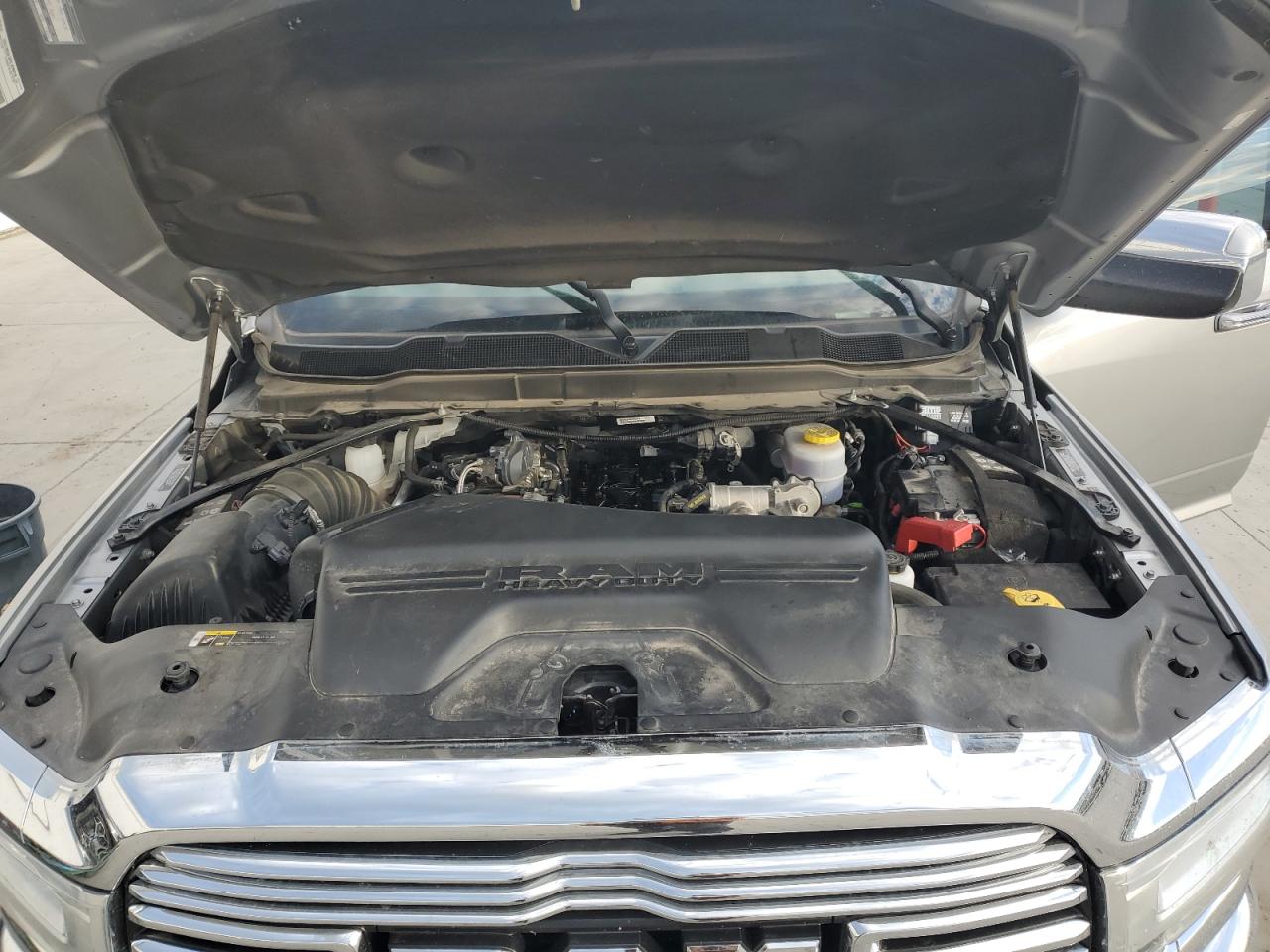 Ram 2500 Laramie Image 9