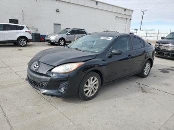  Salvage Mazda 3