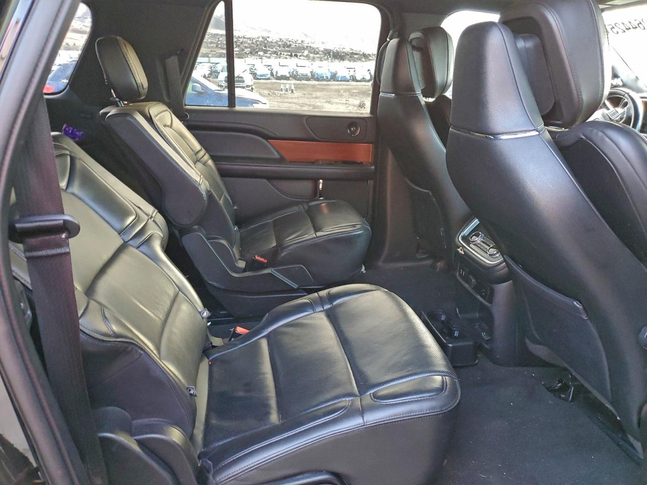 Lincoln Navigator L Reserve Image 7