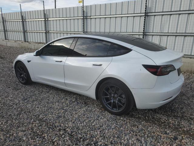 Tesla Model 3 Image 6