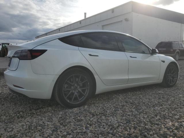 Tesla Model 3 Image 2