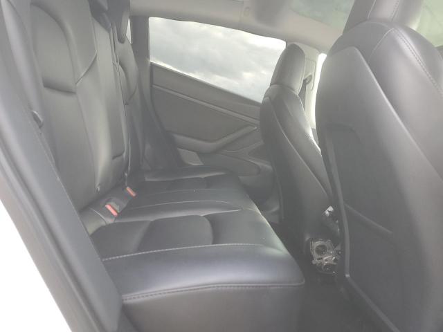Tesla Model 3 Image 7