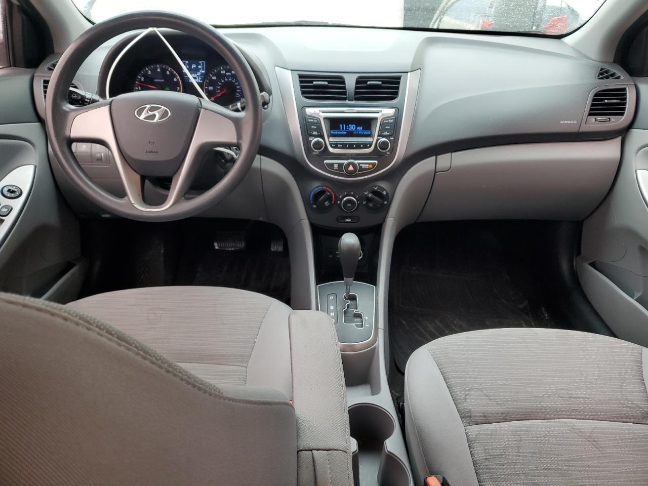 Hyundai ACCENT Gls Image 8