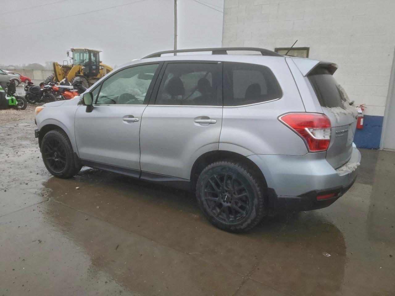 Subaru Forester 2.5i Touring Image 2