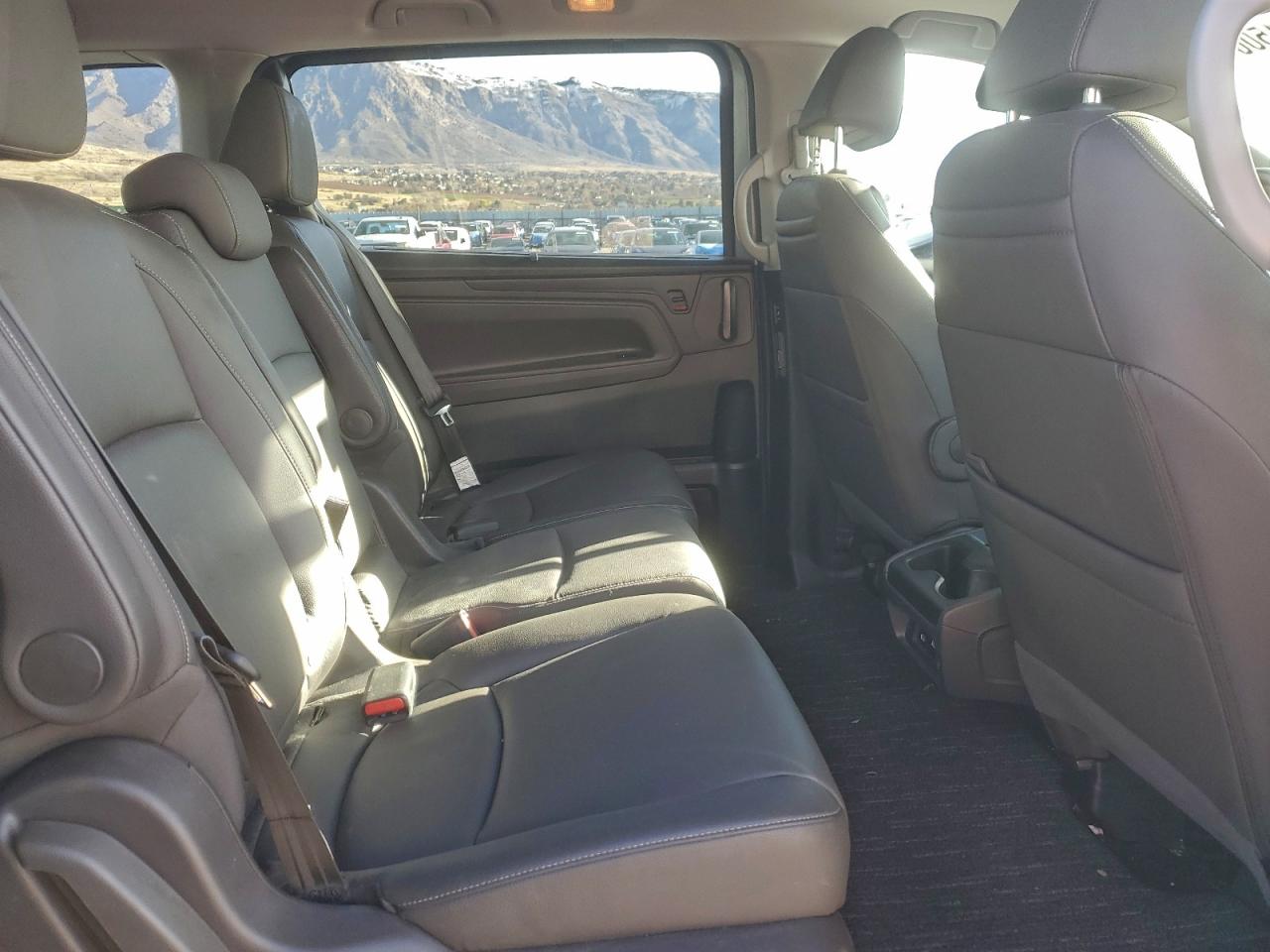 Honda Odyssey Touring Image 12