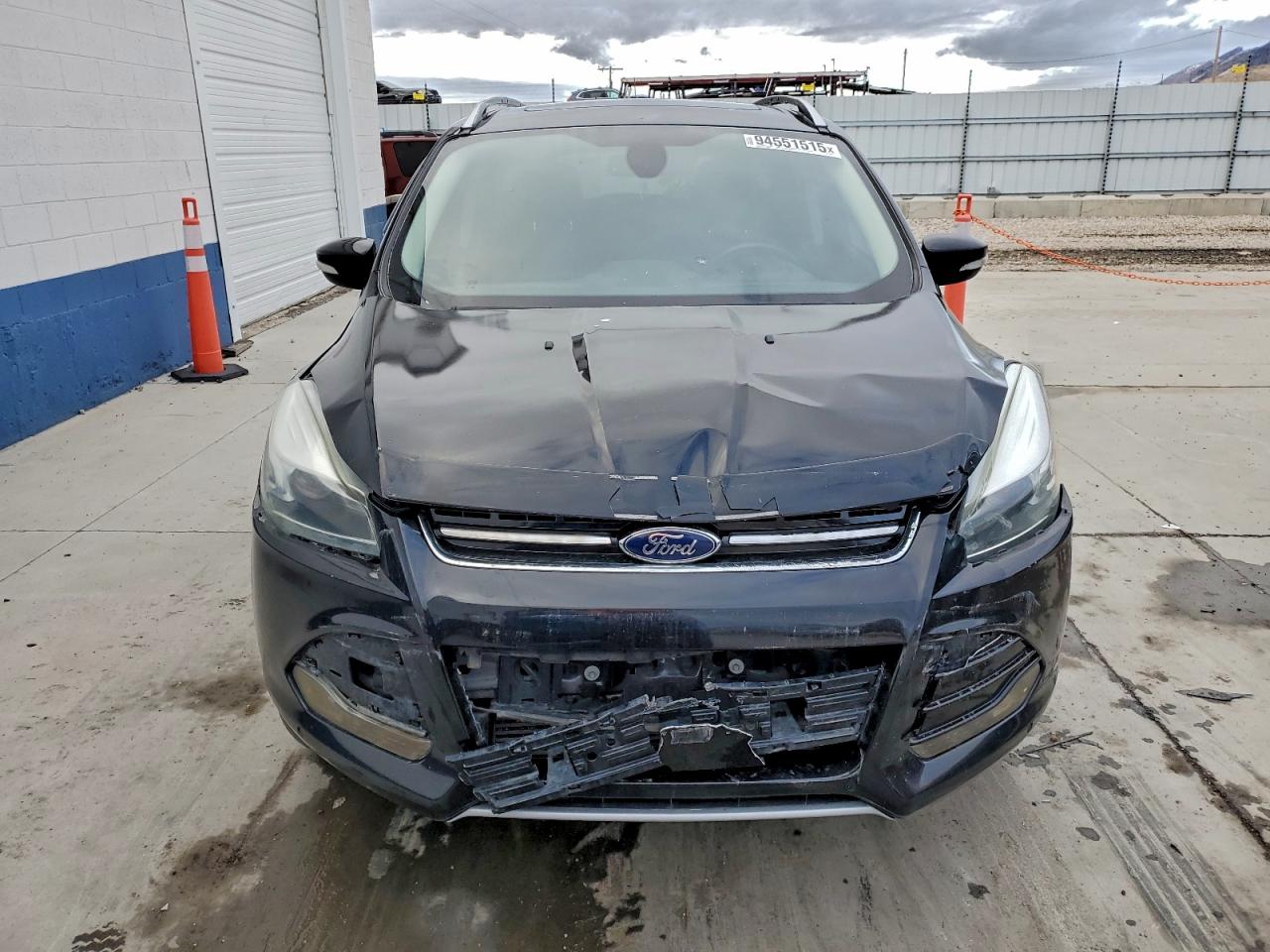 Ford Escape Titanium Image 13