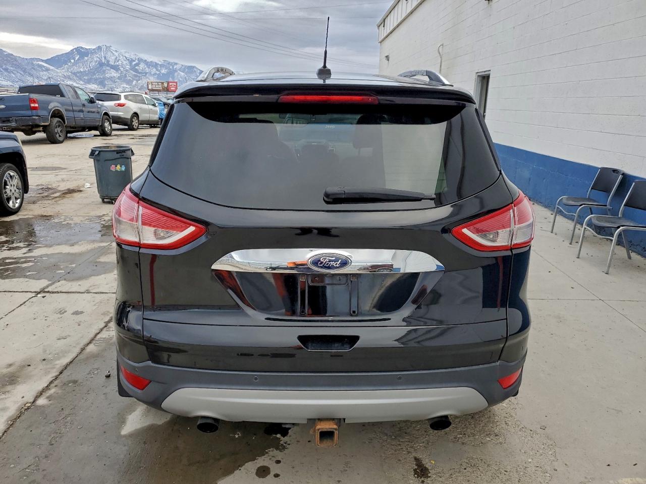 Ford Escape Titanium Image 7
