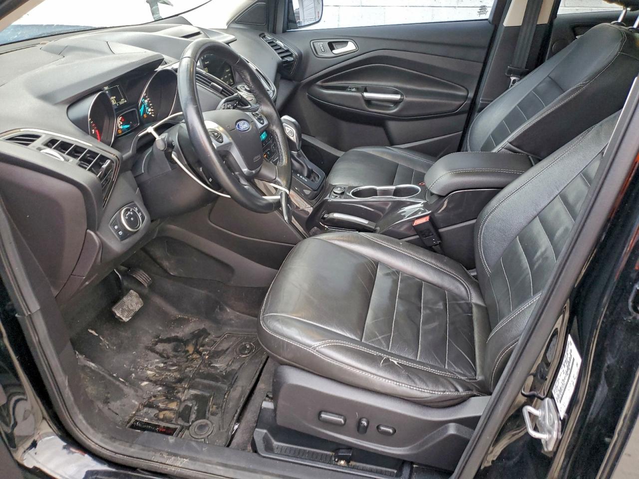 Ford Escape Titanium Image 5