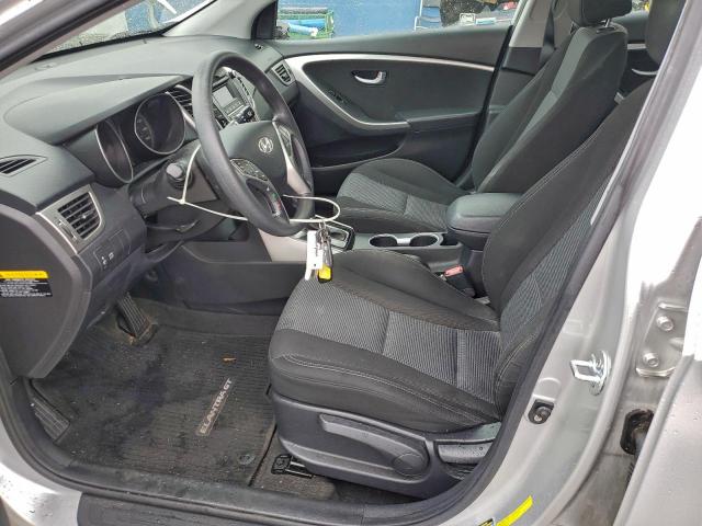 Hyundai ELANTRA Image 12