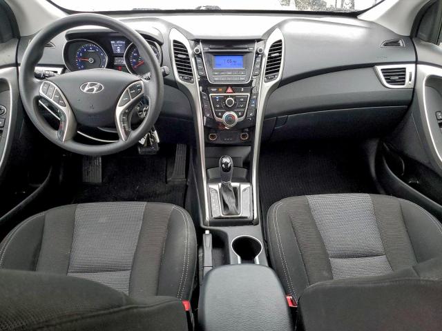 Hyundai ELANTRA Image 8