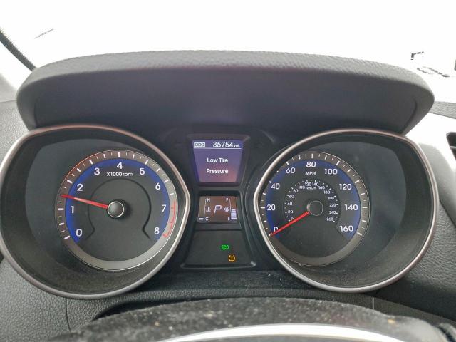 Hyundai ELANTRA Image 10