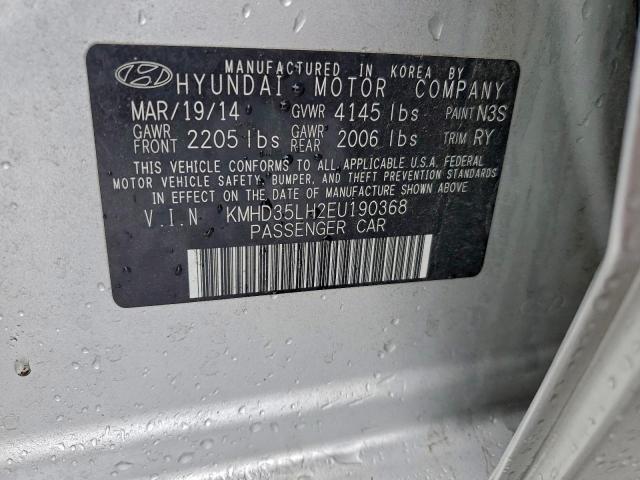 Hyundai ELANTRA Image 11