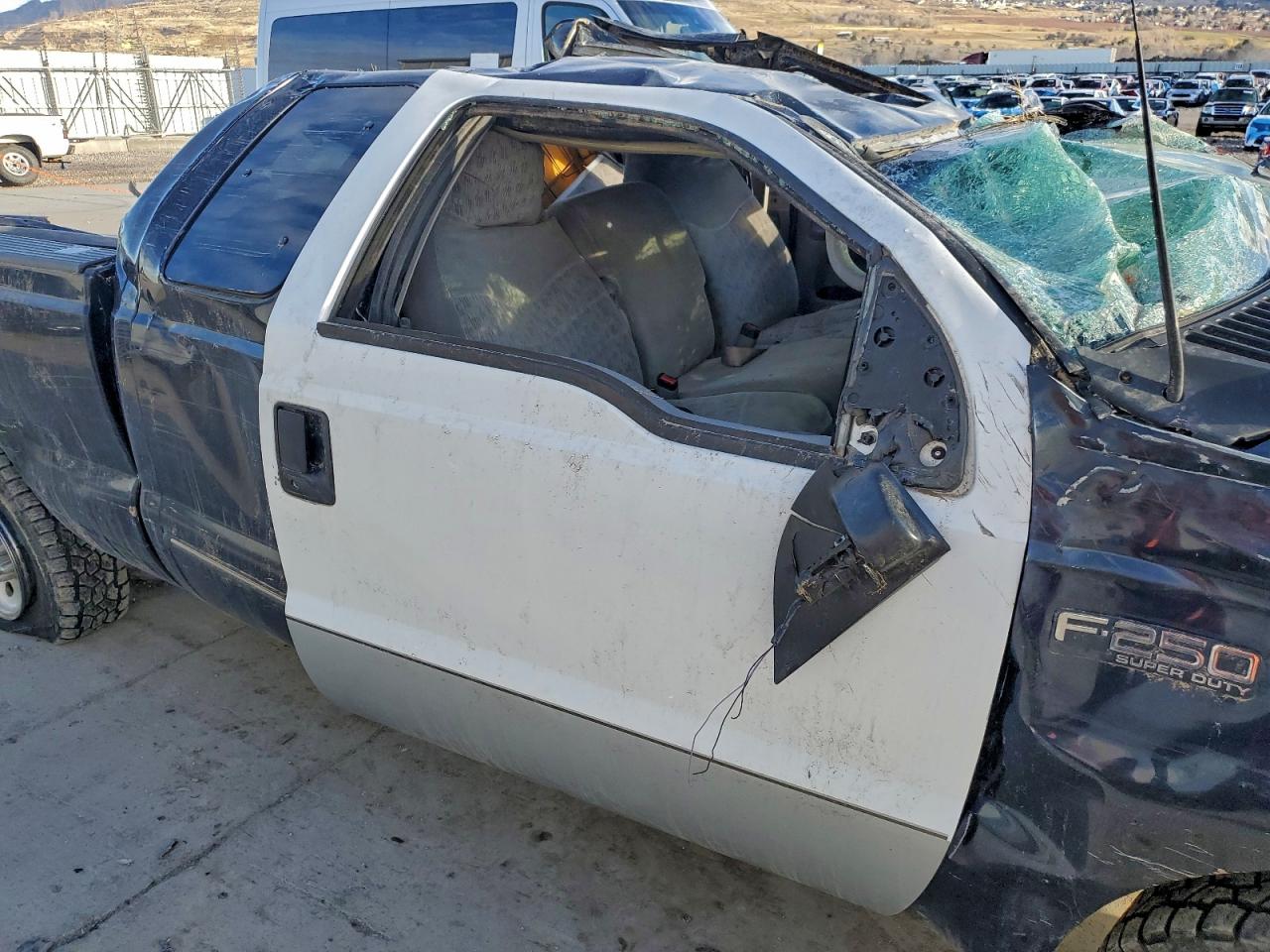 Ford F-250 Super Duty Image 6