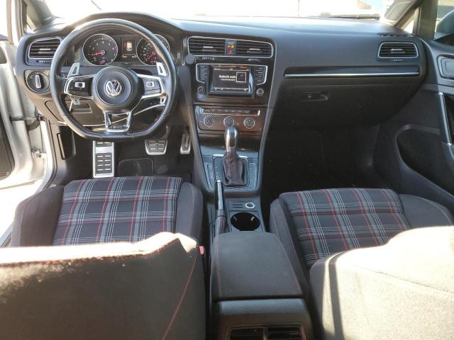 Volkswagen GTI Image 10