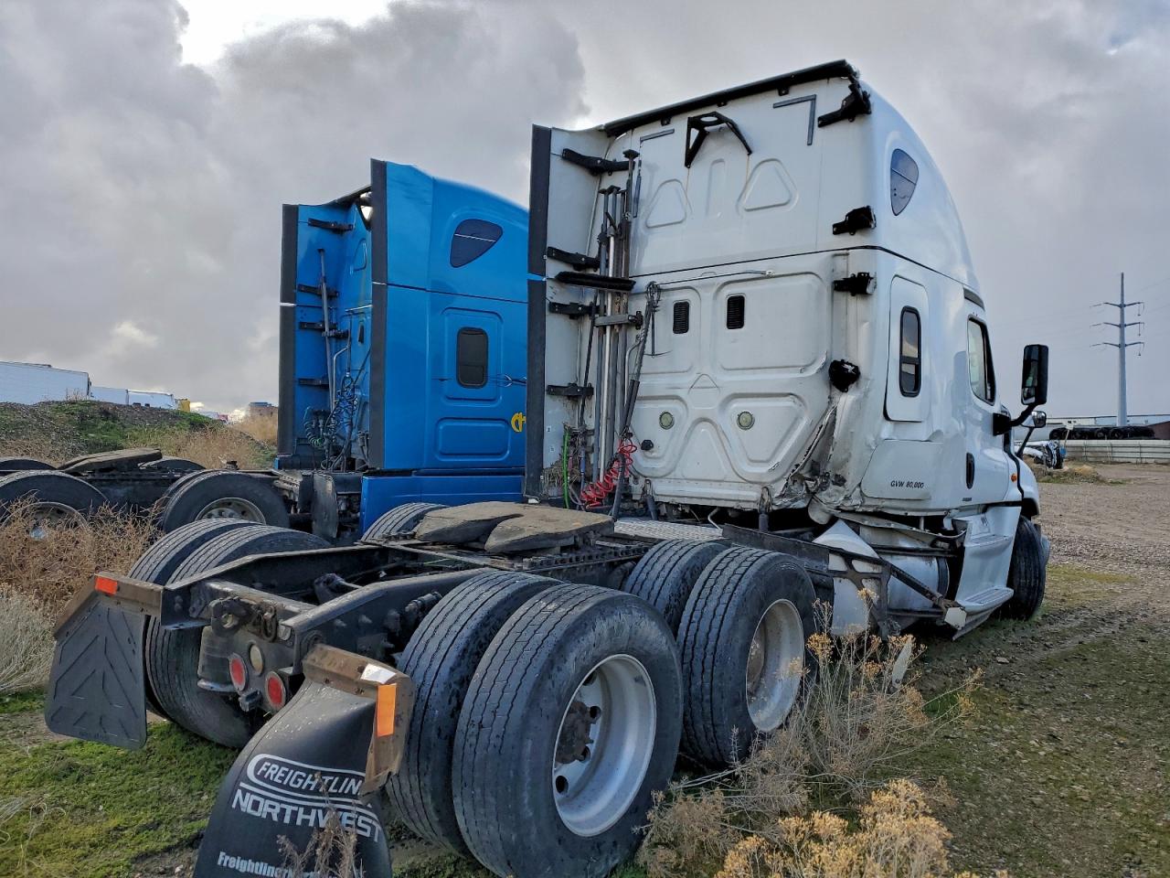 Freightliner Cascadia 1 Image 8