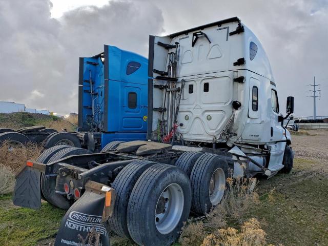 Freightliner Cascadia 1 Image 8