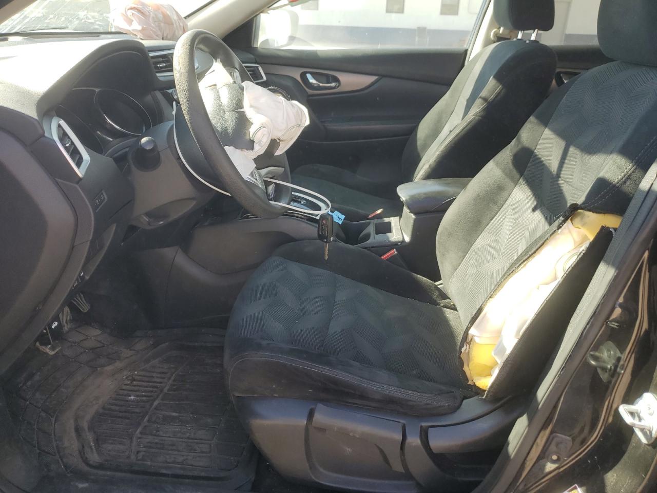 Nissan Rogue S Image 8