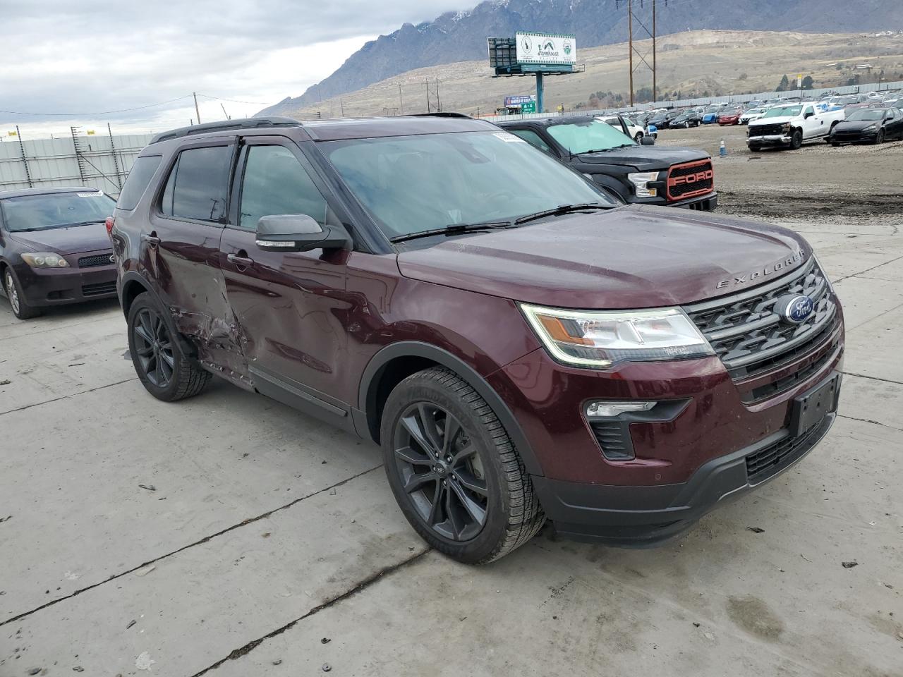 Ford Explorer Xlt Image 10