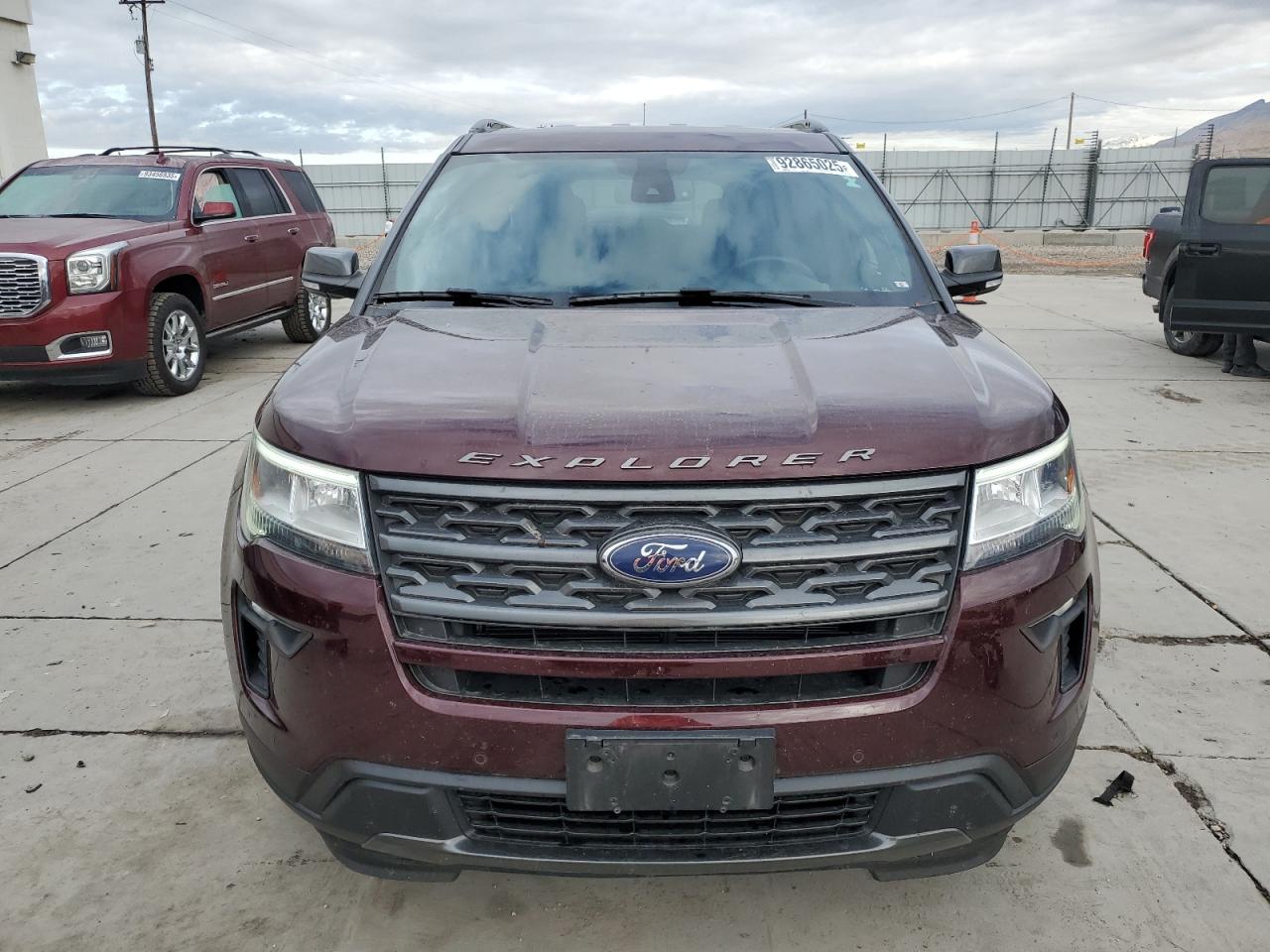 Ford Explorer Xlt Image 7