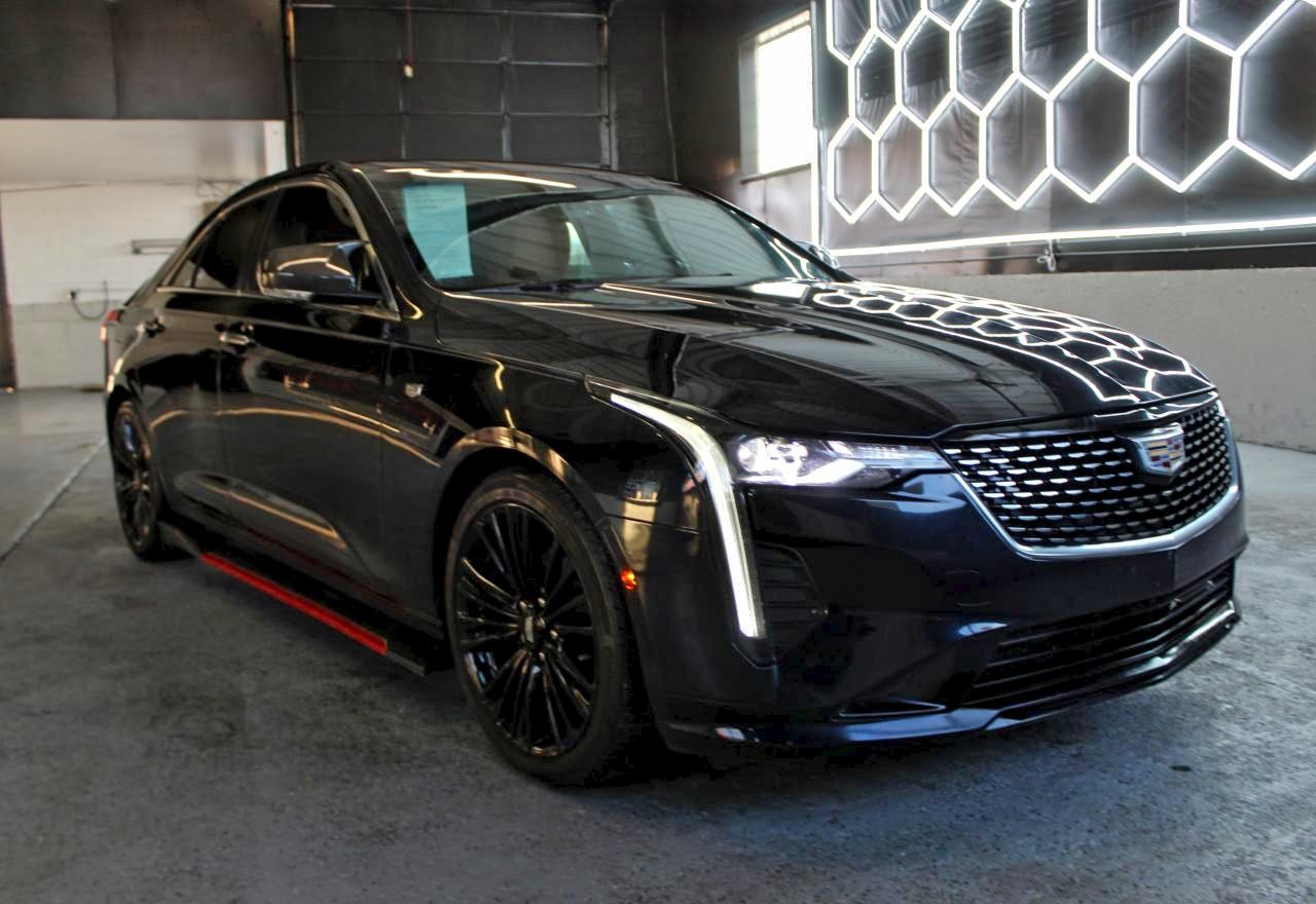 Cadillac CT4 Premium Luxury Image 1