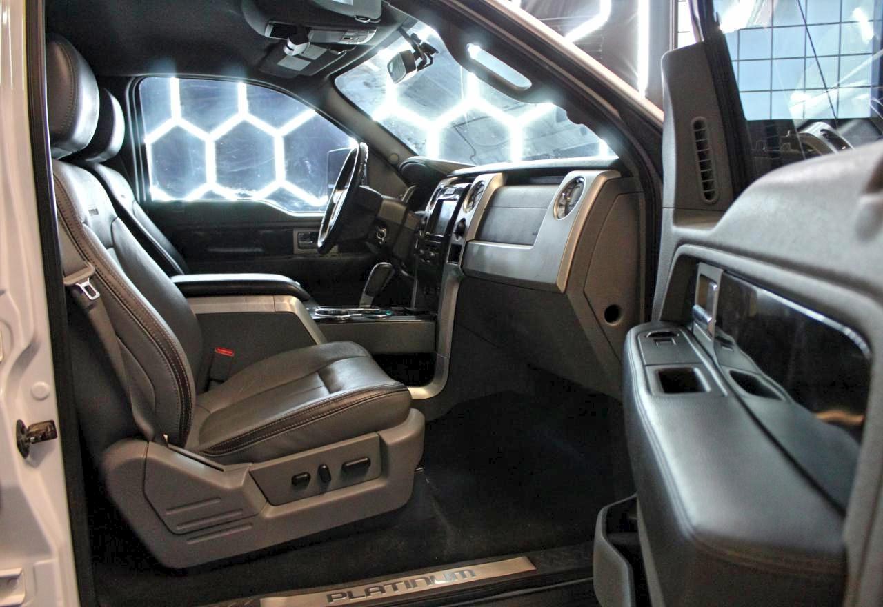 Ford F-150 Supercrew Image 4