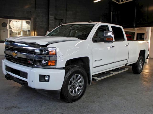 Chevrolet Silverado K3500 Ltz Image 2