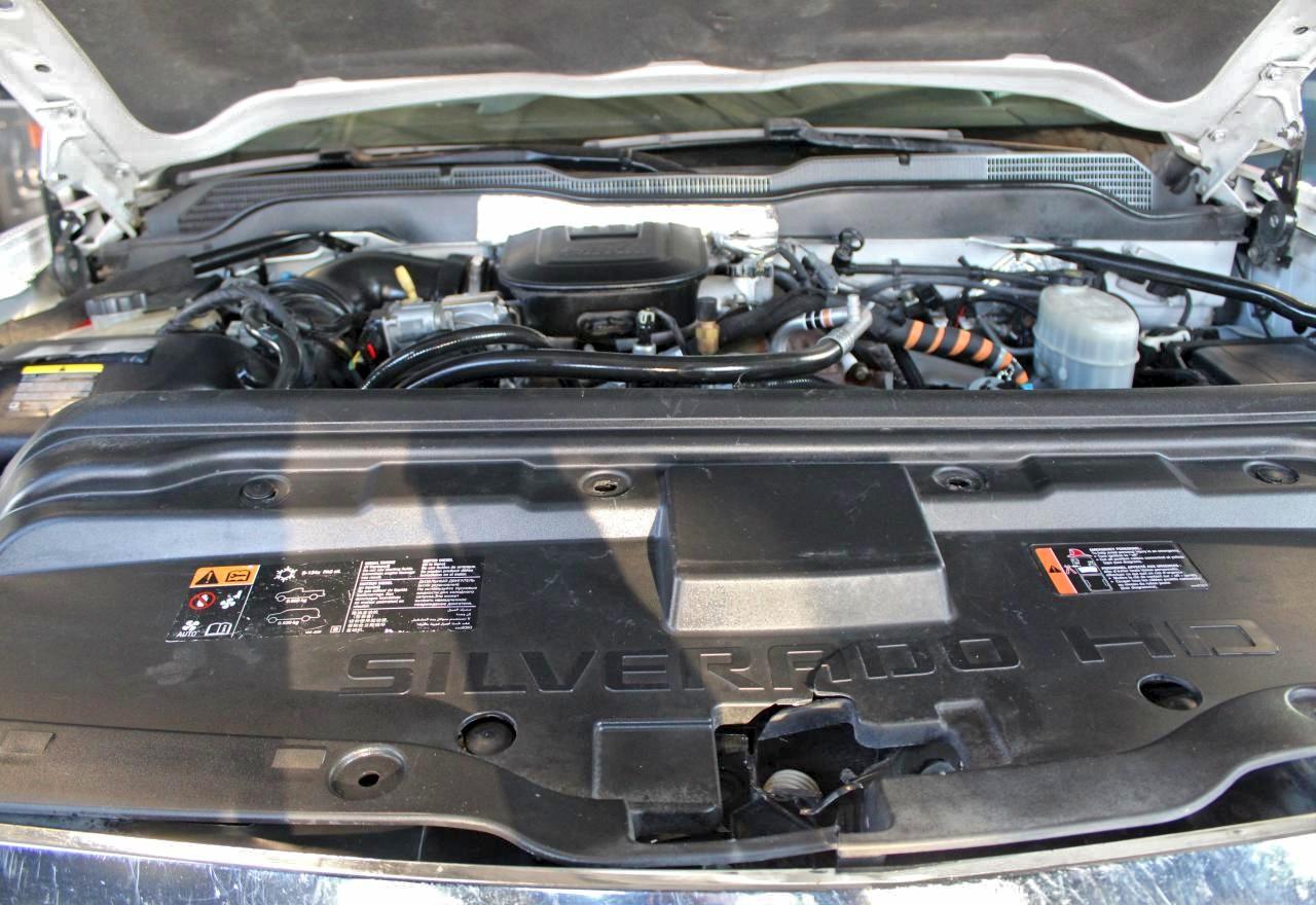 Chevrolet Silverado K3500 Ltz Image 5