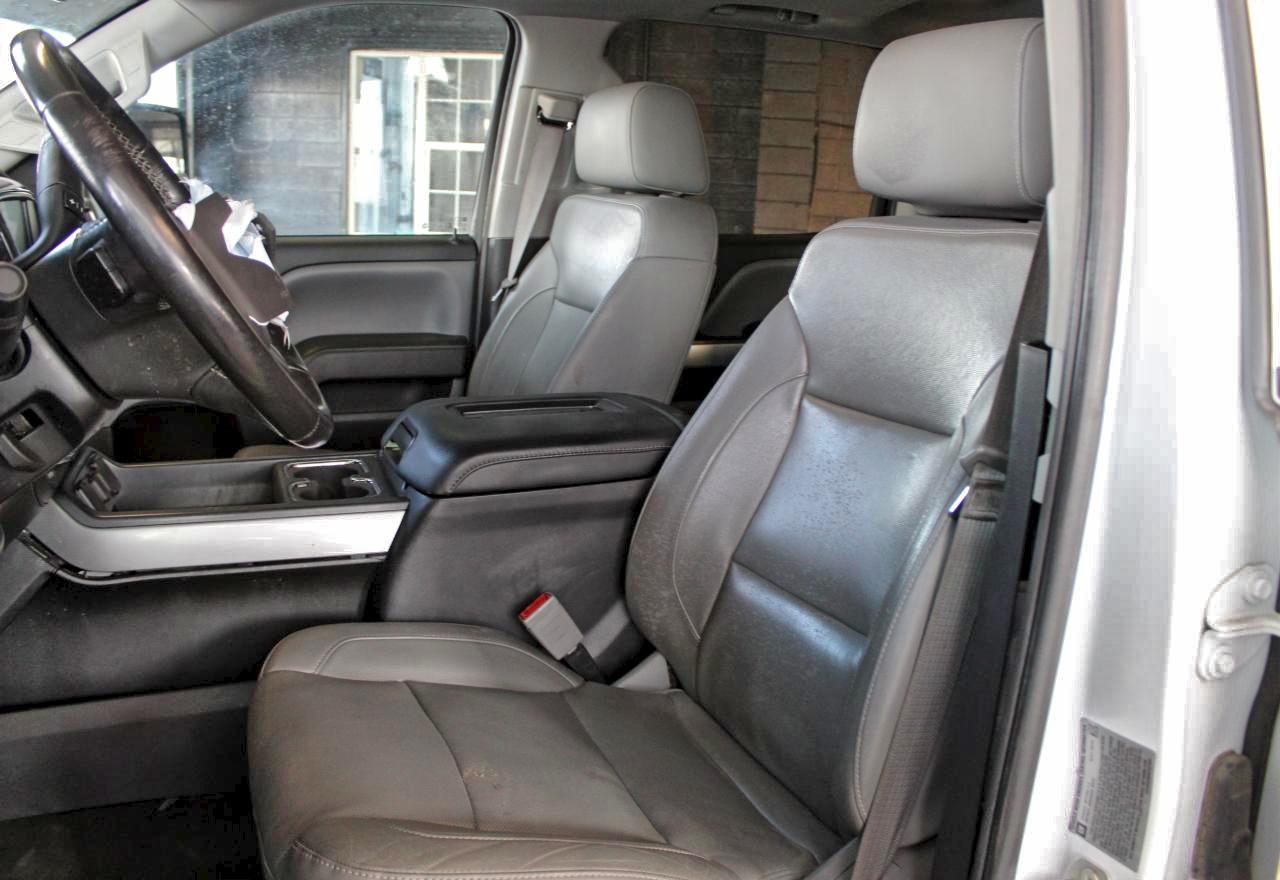 Chevrolet Silverado K3500 Ltz Image 6